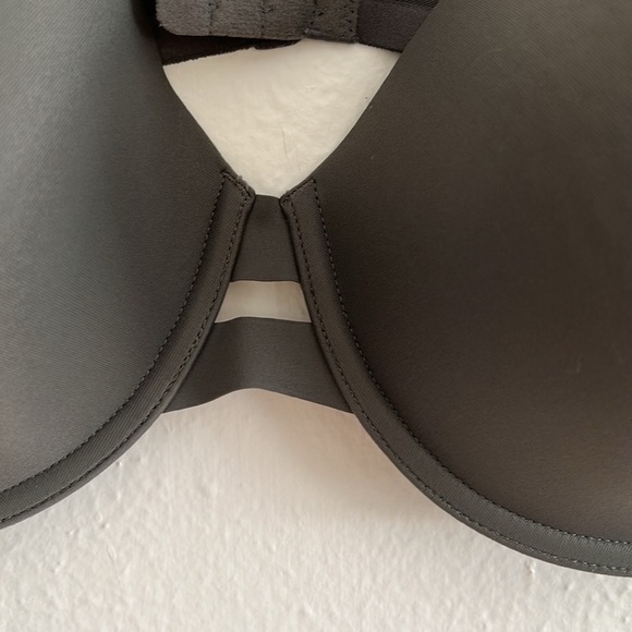 Warners Simply Perfect Gray T Shirt Bra Underwire Adjustable Straps Size 40D - Picture 3 of 8